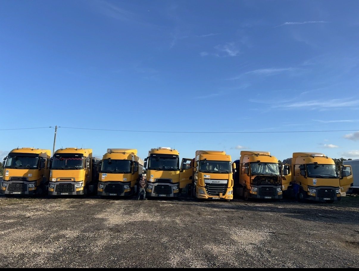 Frota de camiões Transportes Alzira